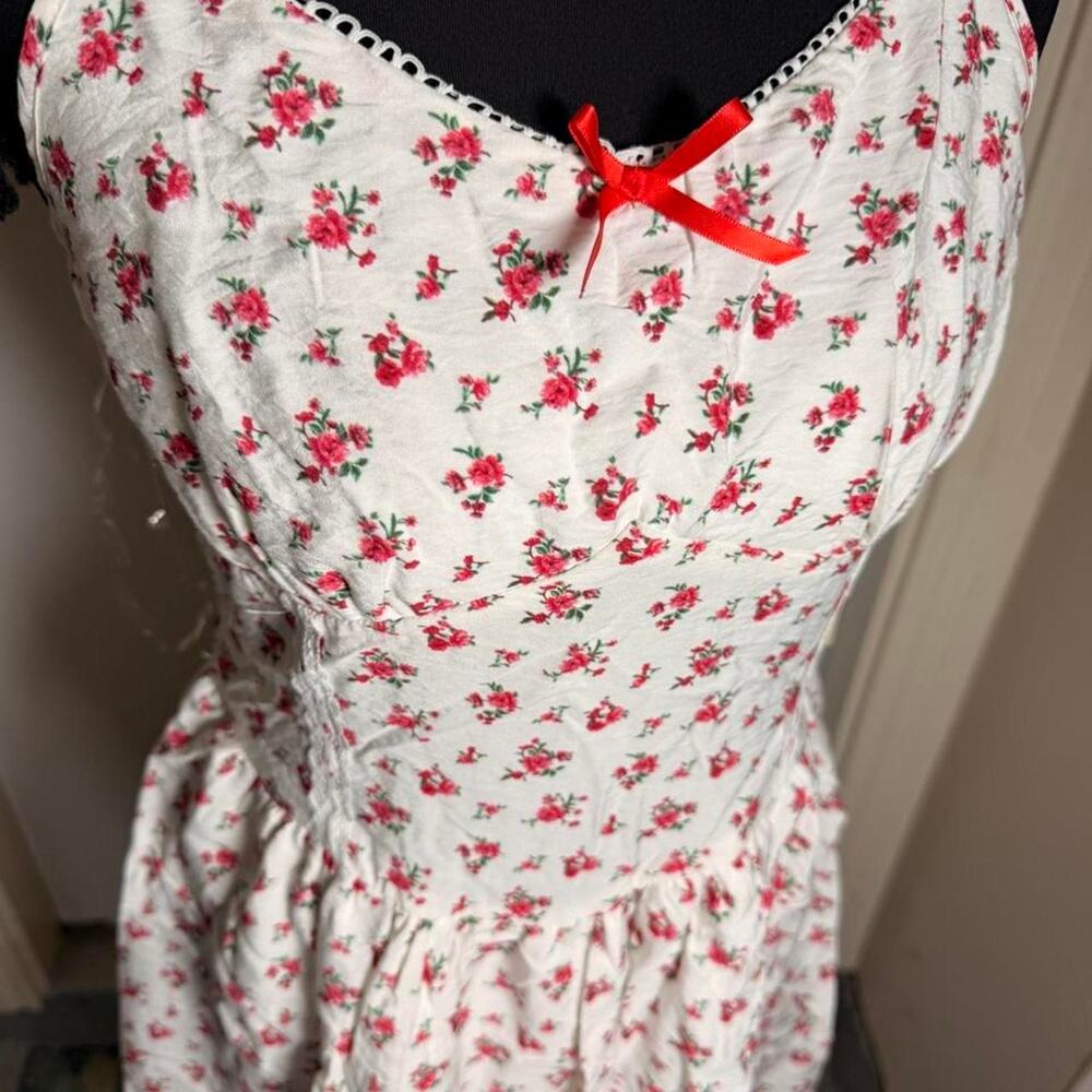 Nwt white red floral coquette - Picture 3 of 6